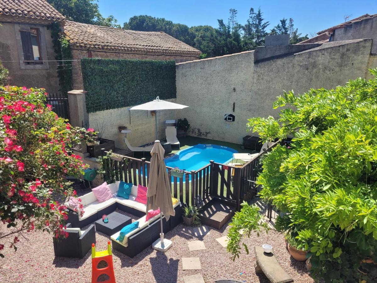 Le Studio Apartment Azille Bagian luar foto